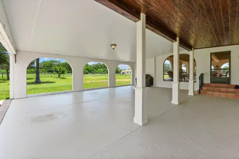 Exterior - 9999 NE 120th St, Okeechobee, FL 34972 photo 6 of 16