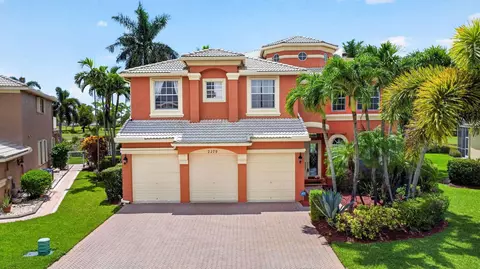 2279 Ridgewood Cir, Royal Palm Beach, FL 33411