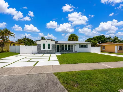 4241 SW 21st St, Fort Lauderdale, FL 33317