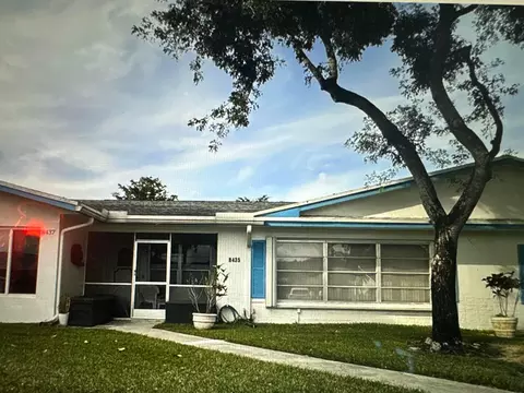 8435 NW 10th St #B50, Plantation, FL 33322