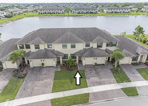 10092 W Villa Cir, Vero Beach, FL 32966