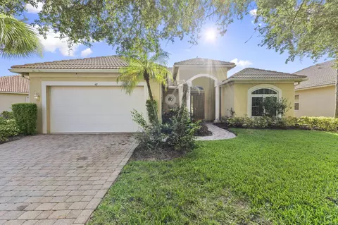 411 NW Sheffield Cir, Port Saint Lucie, FL 34983