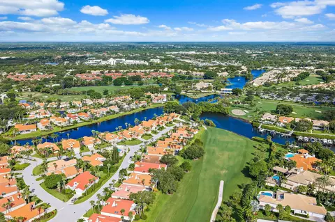 View/Area - 17104 Crossgate Dr, Jupiter, FL 33477 photo 9 of 11