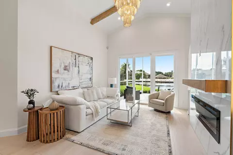 Living - 17104 Crossgate Dr, Jupiter, FL 33477 photo 1 of 6