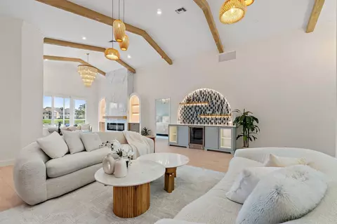 Living - 17104 Crossgate Dr, Jupiter, FL 33477 photo 4 of 6