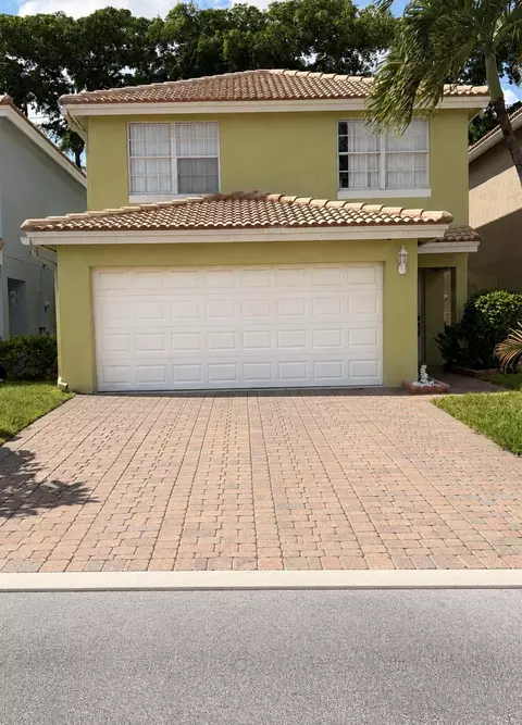 3357 Commodore Ct, West Palm Beach, FL 33411