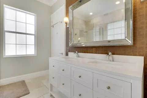 Bath - 314 Caravelle Dr, Jupiter, FL 33458 photo 1 of 5
