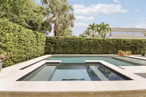 Exterior - 314 Caravelle Dr, Jupiter, FL 33458 photo 6 of 10