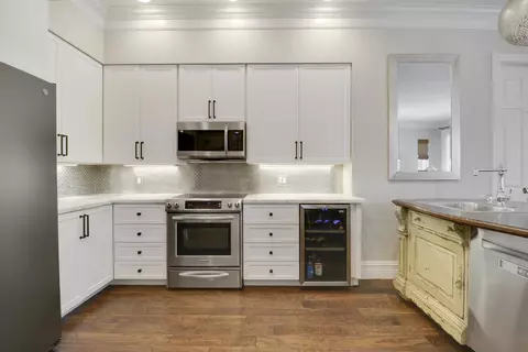 Kitchen - 314 Caravelle Dr, Jupiter, FL 33458 photo 3 of 3