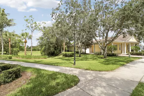 Exterior - 314 Caravelle Dr, Jupiter, FL 33458 photo 10 of 10