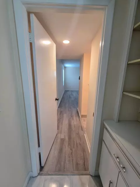 Entry Way - 5403 SE Miles Grant Rd #H108, Stuart, FL 34997 photo 5 of 5
