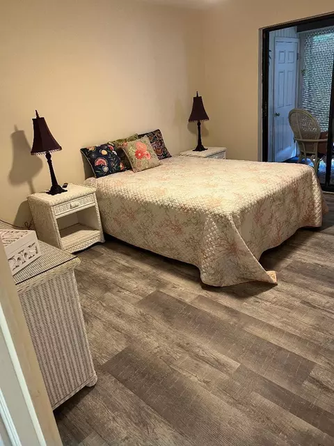 Bedroom - 5403 SE Miles Grant Rd #H108, Stuart, FL 34997 photo 4 of 9