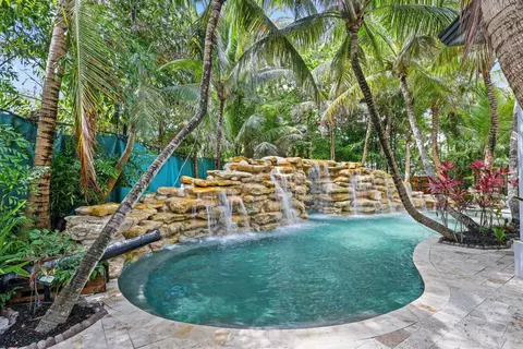 12 Sylvan Ln, Fort Lauderdale, FL 33316