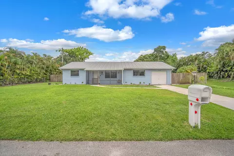 9240 Honeywell Rd, Lake Worth, FL 33467
