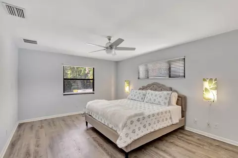 Bedroom - 88 Pinehill Trl E, Tequesta, FL 33469 photo 1 of 4