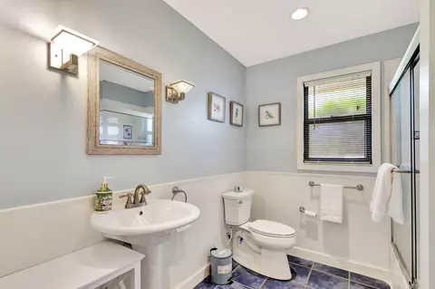 Bath - 88 Pinehill Trl E, Tequesta, FL 33469 photo 3 of 3