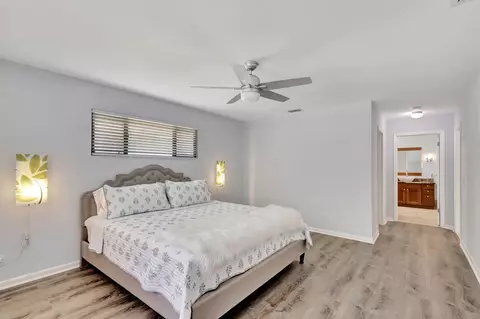 Bedroom - 88 Pinehill Trl E, Tequesta, FL 33469 photo 2 of 4