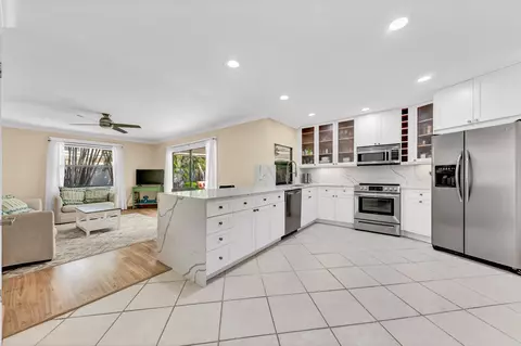 Kitchen - 88 Pinehill Trl E, Tequesta, FL 33469 photo 1 of 3