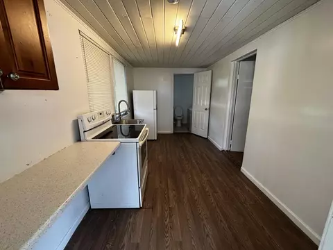 301 Fleming Ave, Greenacres, FL 33463