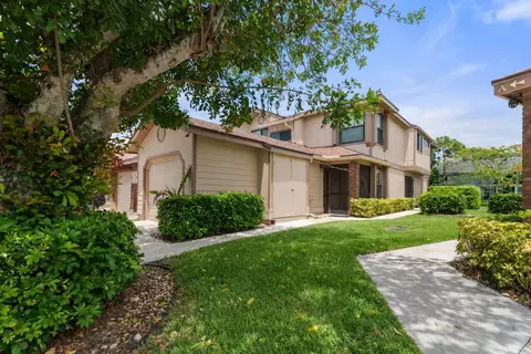 500 Crosswinds Dr #F1, Greenacres, FL 33413