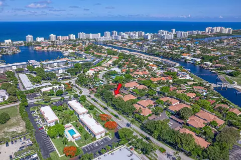 85 Pelican Pointe Dr #203, Delray Beach, FL 33483