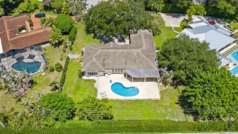 View/Area - 3 SE Loggerhead Ln, Tequesta, FL 33469 photo 3 of 8