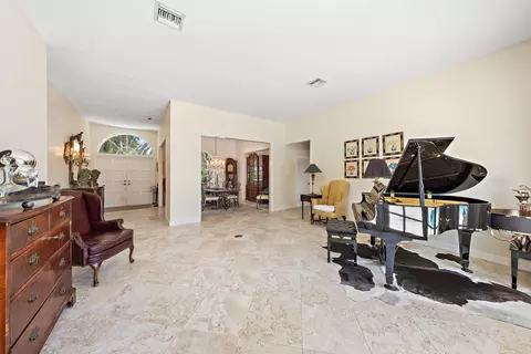 Entry Way - 3 SE Loggerhead Ln, Tequesta, FL 33469 photo 2 of 2