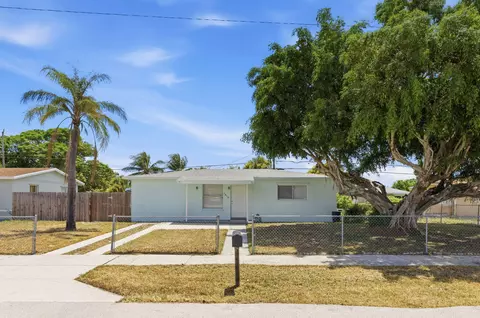 1410 NW 1st Ct, Boynton Beach, FL 33435