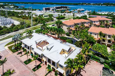 View/Area - 3770 County Line Rd #B5, Tequesta, FL 33469 photo 8 of 15