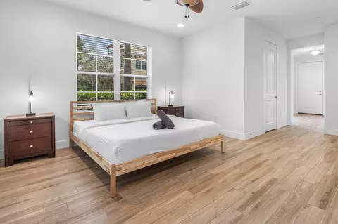 Bedroom - 3770 County Line Rd #B5, Tequesta, FL 33469 photo 2 of 6