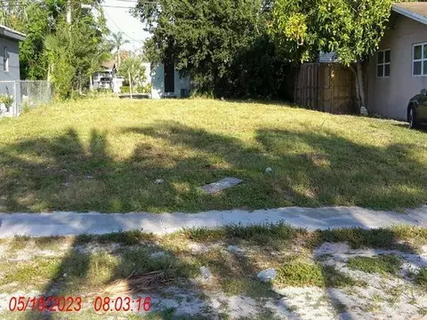 433 NW 16th Ave NW, Fort Lauderdale, FL 33311