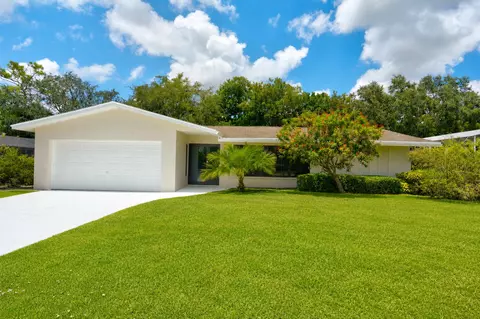 7715 Saint Andrews Rd, Lake Worth, FL 33467