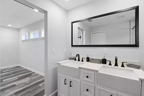 Bath - 20806 NW 274th St, Okeechobee, FL 34972 photo 4 of 7