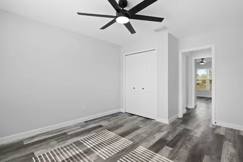 Bedroom - 20806 NW 274th St, Okeechobee, FL 34972 photo 4 of 8