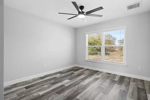 Bedroom - 20806 NW 274th St, Okeechobee, FL 34972 photo 7 of 8