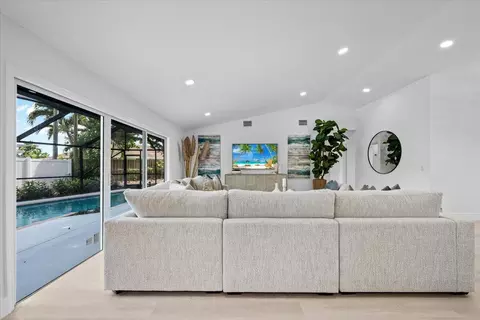 Living - 48 Wingo St, Tequesta, FL 33469 photo 2 of 3