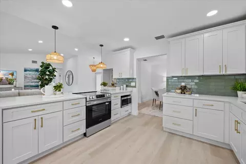Kitchen - 48 Wingo St, Tequesta, FL 33469 photo 1 of 2