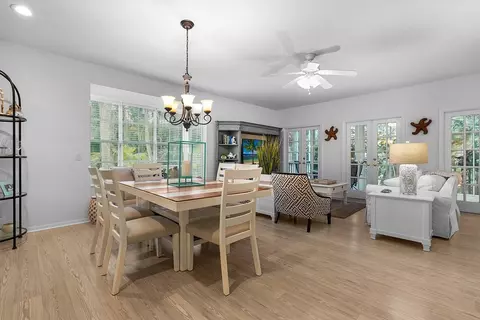 1260 Palmetto Ct #106, Vero Beach, FL 32963