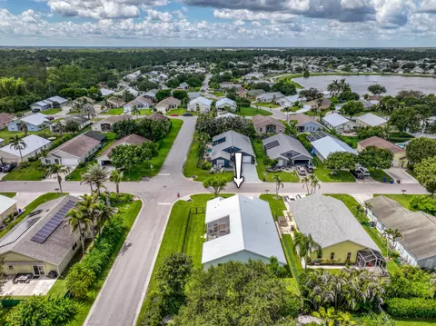 View/Area - 2483 SW Regency Rd, Stuart, FL 34997 photo 4 of 5