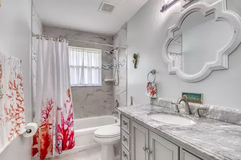 Bath - 2483 SW Regency Rd, Stuart, FL 34997 photo 3 of 3