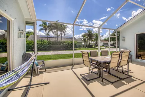 Exterior - 2483 SW Regency Rd, Stuart, FL 34997 photo 4 of 11