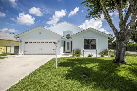 Exterior - 2483 SW Regency Rd, Stuart, FL 34997 photo 1 of 11