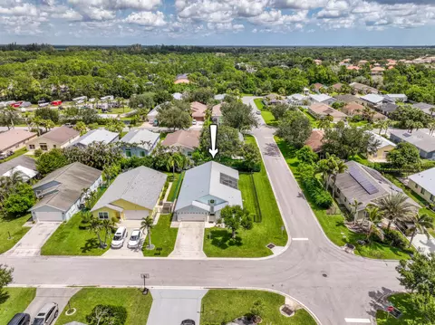 View/Area - 2483 SW Regency Rd, Stuart, FL 34997 photo 3 of 5