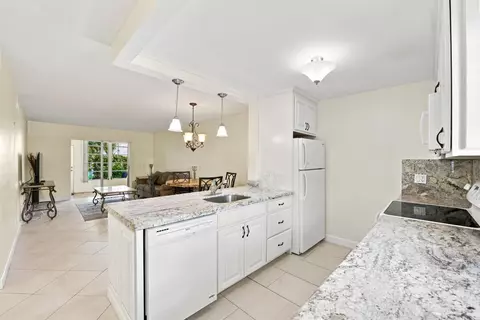 2223 NE 1st Ct #101, Boynton Beach, FL 33435
