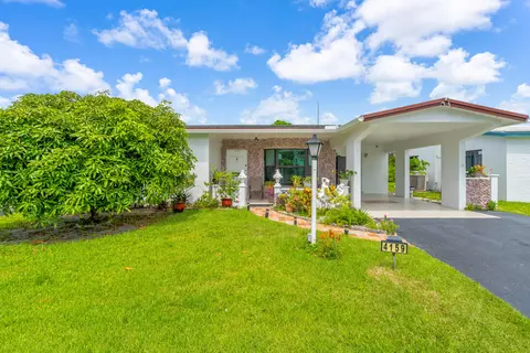 4159 NW 52nd Ave, Lauderdale Lakes, FL 33319