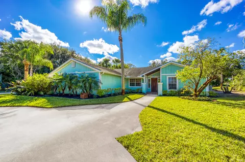 2232 SW Racquet Club Dr, Palm City, FL 34990