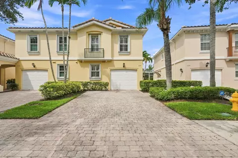 337 Salinas Dr #337, Palm Beach Gardens, FL 33410