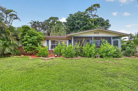 902 SE Ocean Ave, Stuart, FL 34996
