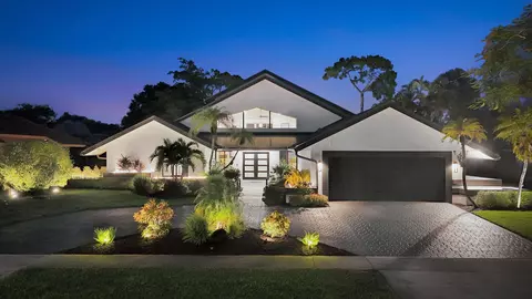 21878 Old Bridge Trl, Boca Raton, FL 33428