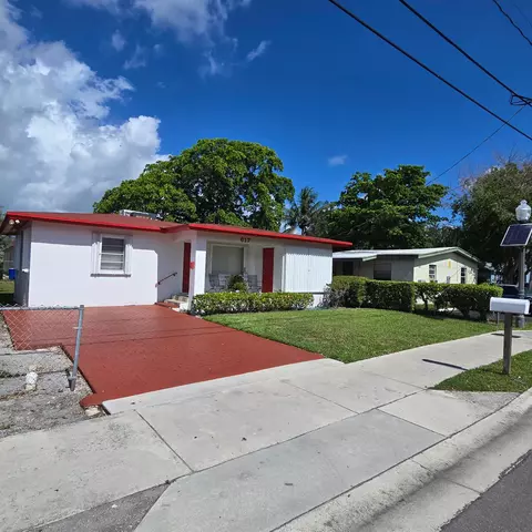 617 NW 13th Ter, Fort Lauderdale, FL 33311